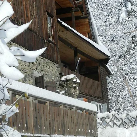 L'epicea * 圣让达尔沃