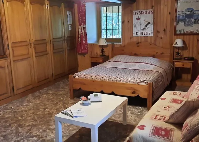 L'epicea Apartman