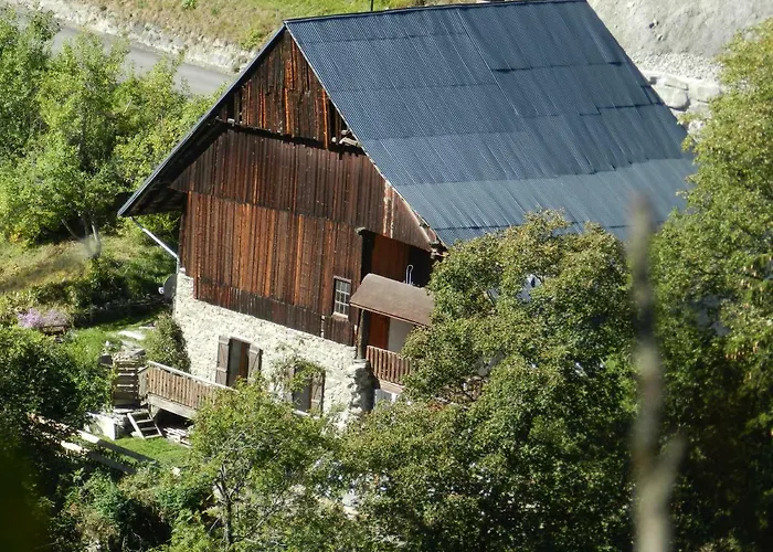 L'epicea Apartman